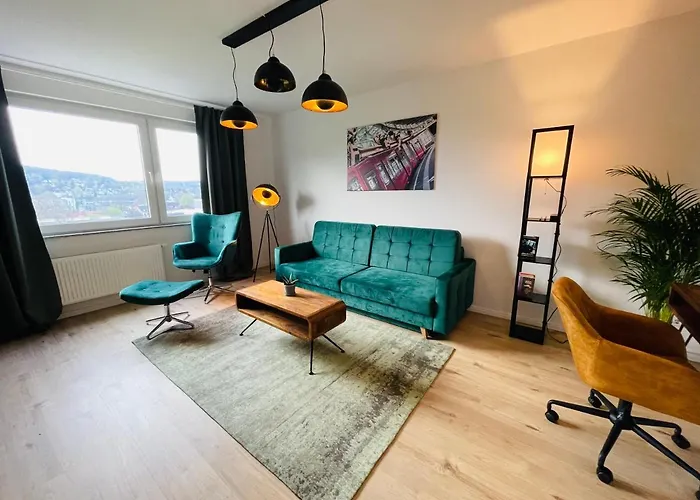 Modern * Zentral * Netflix * Arbeitsplatz